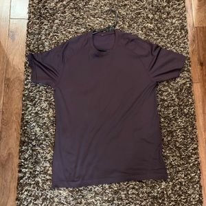 Lululemon men’s burgundy/maroon tech shirt. Large